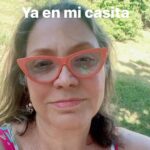 Elba Escobar Instagram - Ya en mi casa querida, mi campo. Me recibió con varios racimos de cambures (guineos) , cocos y tamarindo chino (carambolas) y hasta parchitas. La mata de guanabanas tiene una grande y varias chiquitas creciendo, varias lechosas y creció la mata de ají dulce que sembramos , aun no tiene ajíes peto ya esta grande. Mi casa y tener mi nieto cerca es la verdadera felicidad. Felices Pascuas de Navidad