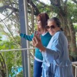 Elba Escobar Instagram - Amistad una palabra que abarca tanto 💜✨✨✨ #Dramaticas 🎬🎥✨✨✨ Nos sentimos felices de estar juntas en este maravilloso proyecto 💜 #hildaabrahamz #ElbaEscobar