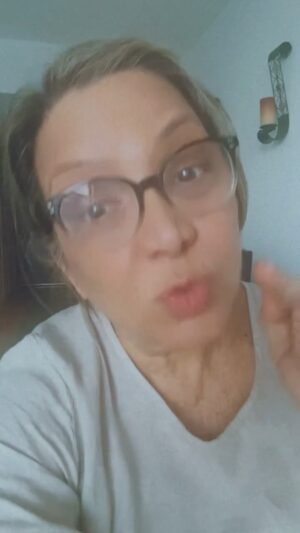 Elba Escobar Instagram - Jajaja tengo que cambiar la talla de los estrenos!!! Jajaja Jajaja 🤣
