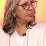 Elba Escobar Instagram - En #RostrosDeUnPaís nuestra querida @elbaescobar conversa con la pareja de animadores venezolanos más divertida de todos los tiempos: @dsarcos y @alessandraville 😍 Una entrevista llena de amor y mucha diversión, y que podrás disfrutar esta noche en nuestro canal de YouTube a partir de las 8:00pm #talentohispanomedios #elbaescobar #entrevista #danielsarcos #alessandravillegas #youtube