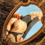 Elena Kamperi Instagram – juicy🍊
