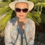 Elena Lenina Instagram - Не путать туризм с эмиграцией) Листай карусель из 10 видео с советами! Остальное - в эфрчике номер 11 на youtube-канале «Лена Ленина»! Подпишитесь там! На кофеек зову только подписчиков моего ютюб-канала и Телеграм-канала (ссылка на него в шапке профиля👆) #леналенина #прямойэфир #эфирчик #ютюбканал #советы