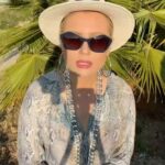 Elena Lenina Instagram - Не путать туризм с эмиграцией) Листай карусель из 10 видео с советами! Остальное - в эфрчике номер 11 на youtube-канале «Лена Ленина»! Подпишитесь там! На кофеек зову только подписчиков моего ютюб-канала и Телеграм-канала (ссылка на него в шапке профиля👆) #леналенина #прямойэфир #эфирчик #ютюбканал #советы