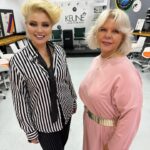 Elena Lenina Instagram - Я впервые в жизни в Армении и в Ереване)) В восторге от милых, добрых и гостеприимных местных жителей))) А также от прекрасной кухни и уютных кварталов)) Огромное спасибо @arakelyan_marina за интервью, ради которого я прилетела в Ереван)) И за то, что я нашла всего за сутки новых прекрасных друзей (листайте галерею): Кристина Налбандян, владелица туристического агентства для крутяков « Tour-Delice » @katy_kvn, а также @juliamargaryan21, @lauraashleyarmenia, @arayikgabajyanofficial, @serjharutyunyan и многие-многие другие замечательные и талантливые люди))