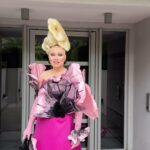 Elena Lenina Instagram - Из Каннского и неизданного… Спасибо всем, кто помогал мне материально и поддерживал морально! Чтобы удостовериться, что олимпийская вершина взята, зайдите на этот материал: https://www.marieclaire.fr/elena-lenina-coiffures-festival-de-cannes,1474820.asp @festivaldecannes @lenaleninaofficial @villa_palacedelys_cannes @arakelyan_marina @valentina_lyyski @yulia_vokach @arayikgabajyanofficial @sedrak78