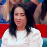 Elena Lenina Instagram – Моя фолловер @irina.kantaeva.98 любезно прислала мне кусочки нового шоу «Искры летят» на МузТВ и справедливо полагает, что я умею правильно подбирать образы для тяжелых цветовых решений декораций съемочных павильонов))) 
PS: присылайте мне видео и Вы! Будем обсуждать looks)) А то телевизор не смотрю)) Я в нем сижу)))
 #искрылетят #леналенина #аннаседокова #викторлогинов #арсенийбородин #группакорни #лададэнс #анастасияводочкова