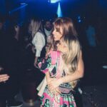 Eleni Foureira Instagram - Δεν έχω λόγια να περιγράψω τη χαρά μου. Νομίζω πως ακόμα τρέμω ή ονειρεύομαι ... Όταν ξεκινούσα πριν χρόνια την πορεία μου, δεν περνούσε καν από το μυαλό μου ότι θα καταφέρω να κατακτήσω έναν διαμαντένιο δίσκο. Αυτό φυσικά δεν θα γινόταν χωρίς εσάς όλους που με αγαπάτε και με στηρίζετε σε όλα μου τα βήματα και σας ευχαριστώ μέσα από τα βάθη της καρδιάς μου. Σας υπόσχομαι πως θα συνεχίσω να δουλεύω σκληρά για να μην σας απογοητεύσω και να καταφέρουμε μαζί να κατακτήσουμε ακόμα περισσότερες επιτυχίες. Και μην ξεχνάτε πως αυτό που ονειρεύεστε ακόμα και εάν δεν το πιστεύετε μπορεί να γίνει πραγματικότητα. Σας αγαπάω πολύ.🩷 ένα μεγάλο ευχαριστώ στον @simsirikisv έναν άνθρωπο που είναι πάντα δίπλα μου διακριτικά με υπομονή και κάνει την πιο σημαντική δουλειά στην καριέρα μου 🙏🏽 ένα τεράστιο ευχάριστω στην @nefelim.th για την Καλλιτεχνική Επιμέλεια αυτού του δίσκου ένα μεγάλο ευχαριστώ στους @panik_entertainment_group @g_arsenakos @liapap και στην αγαπημένη μου @cirocvodka που είναι πάντα δίπλα μου