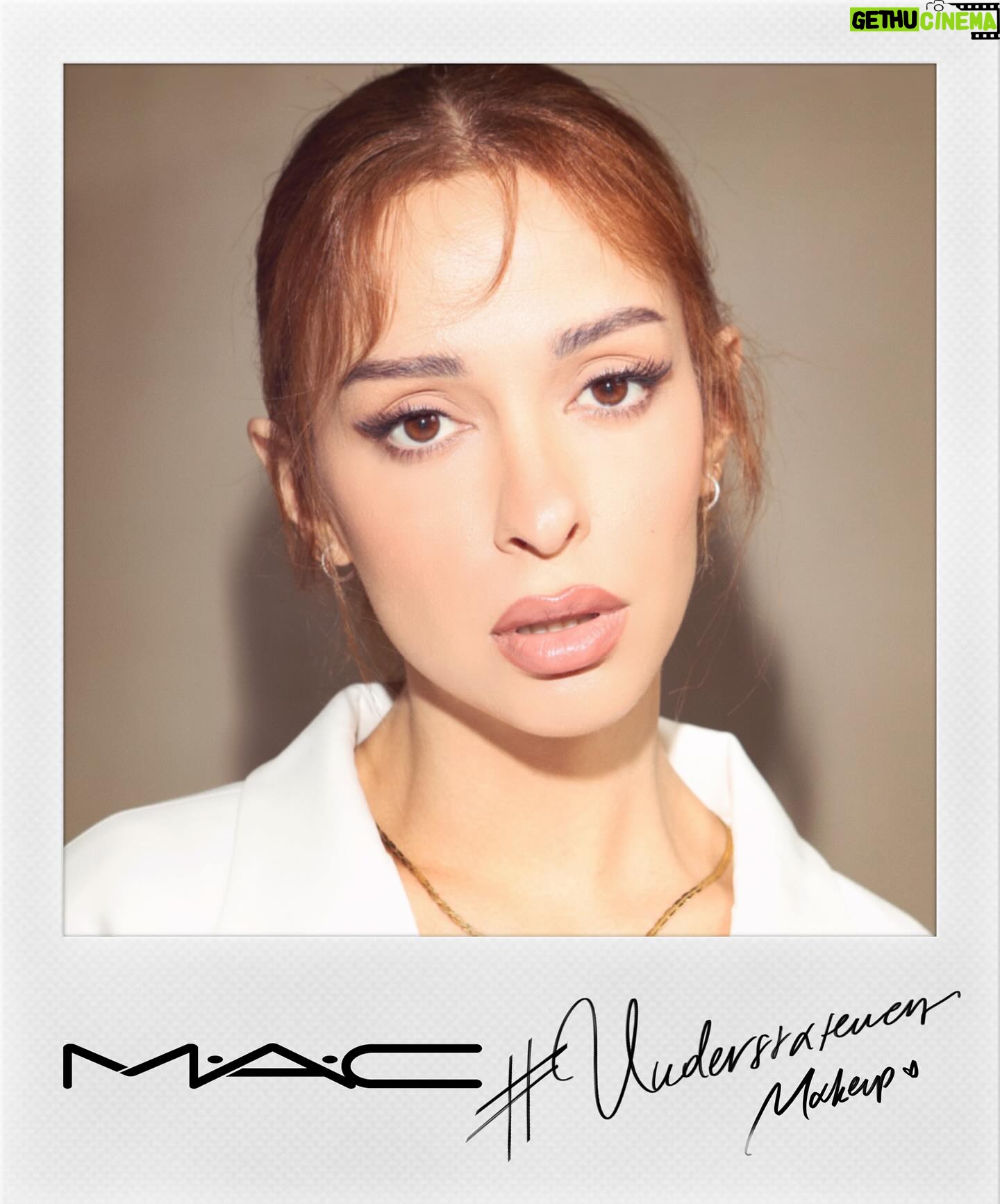 Eleni Foureira Instagram - #MACTrend alert! April x #UnderstatementMakeup. Less is more! #IWearMAC I wear: Lip Liner- Spice Viva Glam Lipstick- Viva Planet Lip Conditioner All by @maccosmeticsgreece #maccosmeticsgreece #maccosmetics
