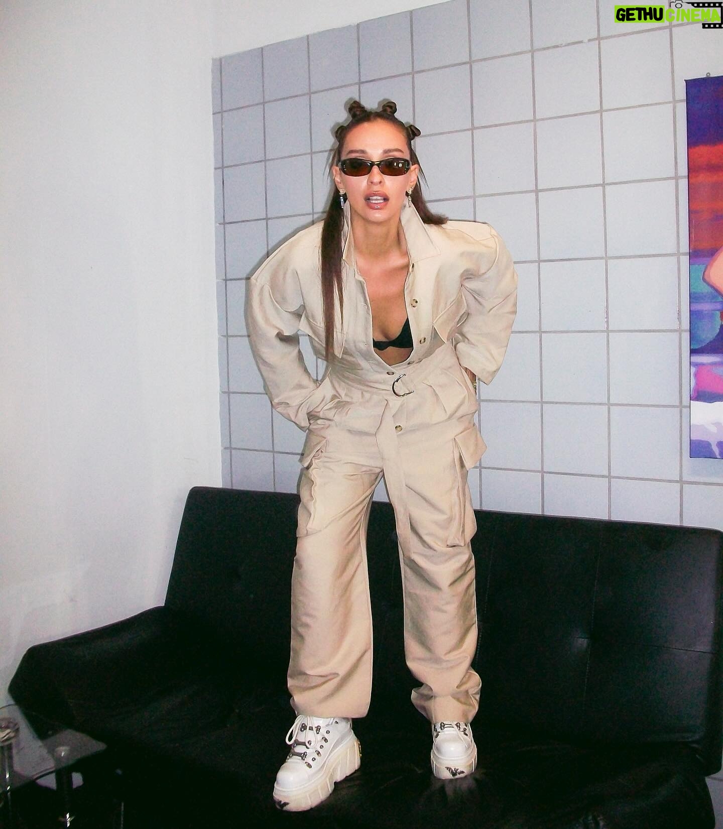 Eleni Foureira Instagram - Oldies but goldies