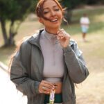 Eleni Foureira Instagram - #ad Fuel up with Fitness®️ Choco Bar🏃‍♀ #Nestlefitness #FitnessBars #Createdbyfitness @nestlefitnessgr