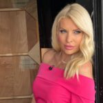Eleni Menegaki Instagram – Lady in pink! #eleni

Φόρεμα #accessfashiongr 

Σκουλαρίκια #Ammlove

#elenioutfit 
#pinkdress 
#styleoftheday 

#ToMegaToKalo
