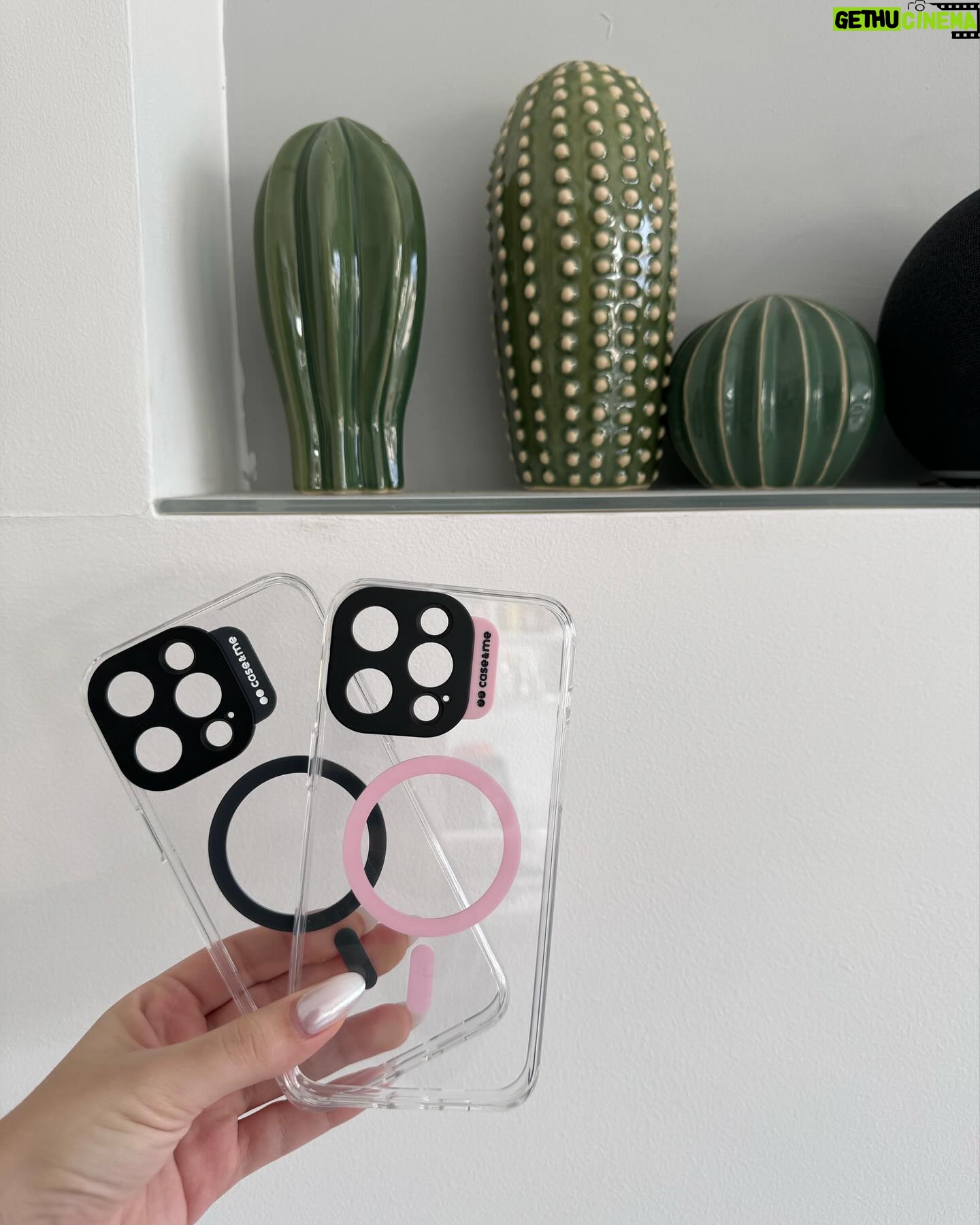 Eleonora Gaggero - 3 Likes - Oltre che essere disponibile in rosa e nero ( due tra i miei colori preferiti ) queste cover sono pure compatibili con il MagSafe 🥹 innamorata.
CODICE SCONTO DEL 30%: ELEONORA30
#beYOUtiful #caseandme