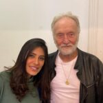 Elham Ali Instagram – New film, new experience #thecello 👻🎻

#تحذير 
اذا ودكم تناموا لاتشوفون باقي الصور 😎

#الهام_علي في #كواليس فلم #تشيللو