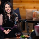Elham Ali Instagram - وصارت حلقتنا بين ايديكم على منصة #شاهد مجاناً ومع ضيفنا العزيز #محمد_الروقي وحديث عن عظمة بلدنا العظيم في #يوم_التأسيس 🇸🇦 شكراً بحجم السما لقناة #الثقافية على هذا الـ #بودكاست اللي فادنا ويارب نقدر نفيد فيه🙏🏻🤍 البودكاست يعرض على: Apple Podcasts, MBCMOOD, Anghami, Spotify, Deeser #يوم_بدينا🇸🇦 #يوم_التأسيس_بودكاست #mbcpodcasts @mbcpodcastsofficial @thaqafeyah @kld_sqr @rose_designer11
