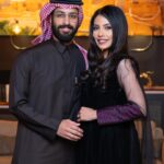 Elham Ali Instagram - انتظرونا أنا و #خالد_صقر في حلقة خاصة من #يوم_التأسيس_بودكاست بمناسبة يومنا الغالي😍🇸🇦 على @thaqafeyah ويعرض على منصة #شاهد مجاناً @shahid.vod نشوفكم بكرا مع ضيفنا #محمد_الروقي معلومات باذن الله نقدر نفيد ونستفيد منها 🥹🤍 @mbcpodcastsofficial @rose_designer11 @kld_sqr @abdulrahmanamjad @mohannad_am