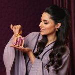 Elham Ali Instagram - سلم عائلتي يا الله ،خلهم لأهلهم يالله 😁🌙 ودخلنا منتصف #شهر_الخير ، تقبل الله منا ومنكم صالح الأعمال يارب 🤲🏻 ومع #ابيات #القرقيعان غير 🤍 #الهام_علي @abyatksa @abyatkuwait