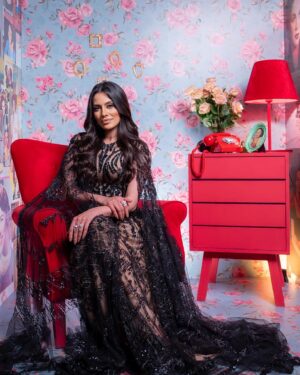 Elham Ali Instagram - ‎اعمل بهدوء ، ودع النجاح يصنع الضجيج 🏆

‎فرحانة بتكريمي في مهرجان #ضيافه
#diafa 
‎بدورته السابعه، شكراً لكل العائلة الداعمة لي، واتمنى القادم يكون اجمل واجمل يارب العالمين❤️🥹
‎ومبروك لكل المكرمين في المهرجان
‎شكراً اهلي في الامارات على هذا التقدير
‎وربي يجمعنا دائماً على خير ❤️ 

Designer @tedkhoury 
Styled by @ziadalsaleh 
Jewelry @alfardanjewellery.dxb 
Makeup & hair @pascalezouein 
Photographer @mohannad_am 
Special thanks to.. 
@diafaofficial 
@mbctalent 
@abdulrahmanamjad 
#الهام_علي
