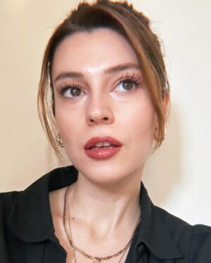 Elif Doğan Instagram - dolunaydan