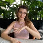 Elif Doğan Instagram - french exit💌🔜