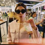 Elif Doğan Instagram - always fries before guys hun, always 🍟