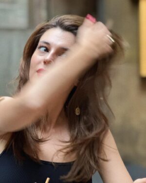 Elif Doğan Instagram - Saatlerce anlattığım her hikayemin böyle başlaması…