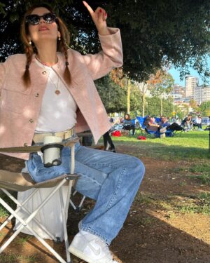 Elif Doğan Instagram - 💖 gözümü açamıyom 💖