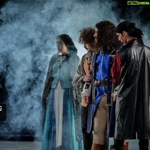 Elika Abdolrazzaghi Instagram - نمایش هملت هر شب در تماشاخته ایرانشهر ساعت بیست و پانزده دقیقه تهیه کننده:امین زندگانی کارگردان :الیکا عبدالرزاقی مجری طرح:علی رزازیان،آکادمی بازیگری سینمایش عکس از رضا معطریان و رضا جاویدی #امین_زندگانی #الیکا_عبدالرزاقی #هملت #سینمایش
