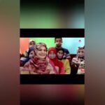 Elika Abdolrazzaghi Instagram - سپاس از رامبد جوان عزیز برای حمایت از نمایش کمدی رویای شب نیمه تابستان اجراهای پایانی نمایش ما هر شب در تماشاخانه ایرانشهر ساعت هشت و نیم خرید بلیت از سایت تیوال #امین_زندگانی #تماشاخانه_ایرانشهر #تیوال #الیکا_عبدالرزاقی#خندوانه