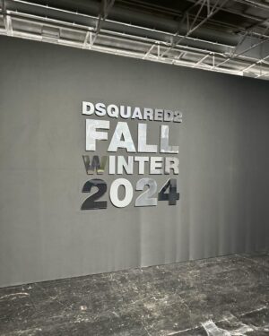 Elisa De Panicis Instagram - Fashion mood @dsquared2