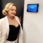 Elisabeth Moss Instagram - Watch tonight @latenightseth 🌃 for the inside scoop on the stunts on @theinvisiblemanmovie and the new direction that we’re taking on #thehandmaidstale 😜💃🏼🔪#theinvisibleman
