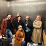 Elisabeth Moss Instagram - Miss us? 😎 catch @fallontonight tonight if you like hot dogs 🌭 @jimmyfallon @appletvplus #shininggirls #fallontonight