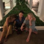 Elisabeth Moss Instagram - My candle burns at both ends; It will not last the night; But ah, my foes, and oh, my friends-- It gives a lovely light.-Millay 🍍🍍🍍@dianefrancescaa @jett007r #pineapplegang #thatsawrap
