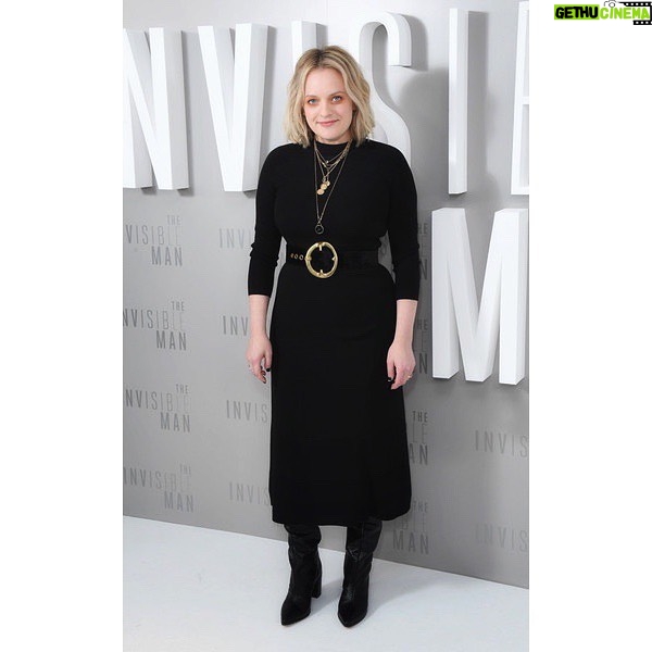 Elisabeth Moss Instagram - London, you will always have a special place in my heart. Thank you @glamouruk for the advance screening of @theinvisiblemanmovie!!! 🖤 2•28•2020 #theinvisibleman
