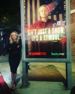 Elisabeth Moss Instagram - Oh hey June. See you soon:) 😎 @Hulu #thehandmaidstale