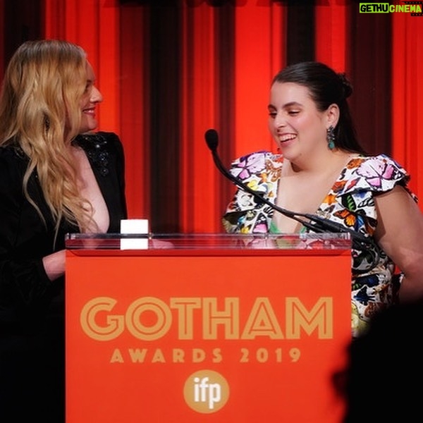 Elisabeth Moss Instagram - Thank you for having me @gothamawards and for the nomination for @hersmellmovie and thank you @beaniefeldstein for making me less nervous, you are a real gem of a gal ❤️ styling @karlawelchstylist stylist assistant @tommy_buckett 😉dress @dundasworld and my main boys of course Hair @tommy_buckett Makeup @danielmartin #hersmell #gothamawards