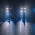 Elisabeth Moss Instagram - I had the great privilege and dream come true experience of collaborating with one of the most brilliant artists working today the choreographer @justin_peck on episode 2 this season… when I read that there was going to be a ballet in the script, he was the first and only person I thought of and I still can’t believe my luck that he said yes. He brought on board the stunning and gifted ballerina @devon.teusch who not only is a brilliant dancer but a brilliant actor as well and brought those skills to the performance. Everyone on set said it was their favorite day of filming they had ever had because we all just got to watch this beautiful performance all day. It was like a dream. Thank you so much to the both of you for bringing your artistry to the show and elevating everyone around you. And a special shout out to @jeanettedel who works with Justin, and was instrumental in helping to create this piece and bring it to the screen, @lk_costumes_ for this dream costume, and our prolific art dept led by our production designer @eliwilli2 and to @adrianacorne who took the reins on the creation of this spectacular set. And last but always first in my heart @nicdaleydp our cinematographer and @tomomenon our gaffer, and our camera operators @dinolaurenza and @brett_hurd 💙💙💙 @handmaidsonhulu #thehandmaidstale