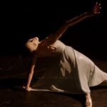 Elisabeth Moss Instagram - I had the great privilege and dream come true experience of collaborating with one of the most brilliant artists working today the choreographer @justin_peck on episode 2 this season… when I read that there was going to be a ballet in the script, he was the first and only person I thought of and I still can’t believe my luck that he said yes. He brought on board the stunning and gifted ballerina @devon.teusch who not only is a brilliant dancer but a brilliant actor as well and brought those skills to the performance. Everyone on set said it was their favorite day of filming they had ever had because we all just got to watch this beautiful performance all day. It was like a dream. Thank you so much to the both of you for bringing your artistry to the show and elevating everyone around you. And a special shout out to @jeanettedel who works with Justin, and was instrumental in helping to create this piece and bring it to the screen, @lk_costumes_ for this dream costume, and our prolific art dept led by our production designer @eliwilli2 and to @adrianacorne who took the reins on the creation of this spectacular set. And last but always first in my heart @nicdaleydp our cinematographer and @tomomenon our gaffer, and our camera operators @dinolaurenza and @brett_hurd 💙💙💙 @handmaidsonhulu #thehandmaidstale