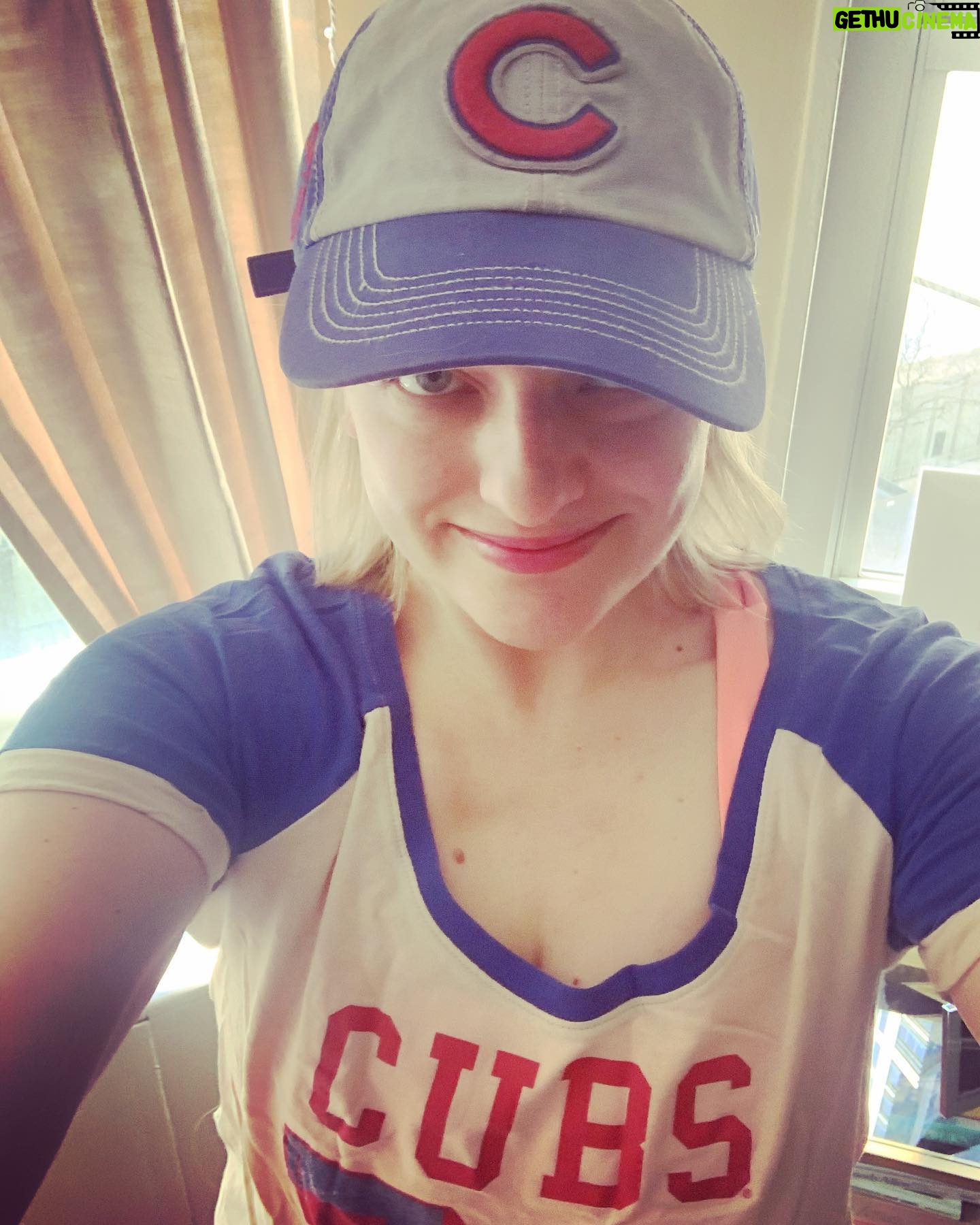 Elisabeth Moss Instagram - Celebrating #OpeningDayatHome with my baseball family! Miss you baseball and hope to see you soon! GO CUBBIES!!! ⚾️💙⚾️ @cubs #cubs