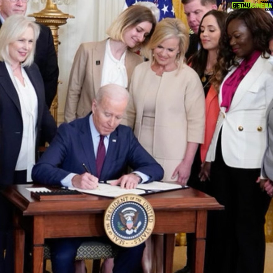 Eliza Dushku - 23.2K Likes - We were invited to @WhiteHouse by @POTUS last week to attend the signing of the βEnding Forced Arbitration for Sexual Harassment & Sexual Assault Billβ into LAW.
This new law will protect women & men from being bound by oppressive, unfair, secretive clauses in their employment contracts, clauses that protect abusers/harassers before they commit their shi**y acts. This has been the standard practice in the entertainment industry & MANY others for too long. This new law is being described as one of the most important labor/employment laws of the last 100 years.
For me, this was closure & a new beginning. Unexpected, surreal, humbling, validating, one of the most meaningful roles in my life/story.
You never know what the universe might present. When pain becomes a propellor to help others, when there was an opening to play a small part in something so much bigger than me, Iβm feeling a modicum of real satisfaction & some true peace.
President Biden & VP Kamala Harris spoke & shared genuinely in a highly personal manner with me & the other brave women in attendance. We had been subpoenaed & came to testify before the Judiciary Committee of the U.S. Congress last November β which led to the billβs passage in the Senate, then to the Presidentβs desk for signature on Thursday. POTUS & VP could not have been more real, present, & gracious.
Congresswoman @CheriBustos & her colleagues in the House & Senate from both sides of the aisle, a huge heartfelt THANK YOU for your leadership & courage. You improve lives w/ this legislation.
Big ups to @GretchenCarlson who has been steadfast in pushing this bill towards its bipartisan victory.
Ever grateful to my team, Barbara Robb, Neil J, Peter P, my rock- you rock.
Thereβs more to be done. As our VP shared in her opening remarks, next up must be broader βforced arbitrationβ repeals to protect the rights of American workers in the context of wage theft, racial discrimination, & unfair labor practices. This is not partisan; as she said, itβs about right versus wrong. Itβs good for all workers & for employers too.
Thanks, from the bottom of my β₯οΈ to my family, peeps, & fans for your enduring support.
Keep the faith π