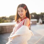 Eliza Sam Instagram - 🧧Happy New Year!🪭 祝大家新年快樂，樣樣都好，心想事成，身體健康，日日開開心心 and龍馬精神♥️🐲♥️ #CNY #Happynewyear #lunarnewyear #yearofthedragon #新年快樂 #身體健康 #恭喜發財 今日有冇食糕？