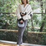 Eliza Sam Instagram – All the variety, all the charm, all the beauty of life is made up of light and shadow. -Leo Tolstoy

I think the key is learning how to appreciate each moment🤍

#HOGAN #SS24 #GENH @hoganbrand