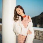Eliza Sam Instagram - 🧧Happy New Year!🪭 祝大家新年快樂，樣樣都好，心想事成，身體健康，日日開開心心 and龍馬精神♥️🐲♥️ #CNY #Happynewyear #lunarnewyear #yearofthedragon #新年快樂 #身體健康 #恭喜發財 今日有冇食糕？