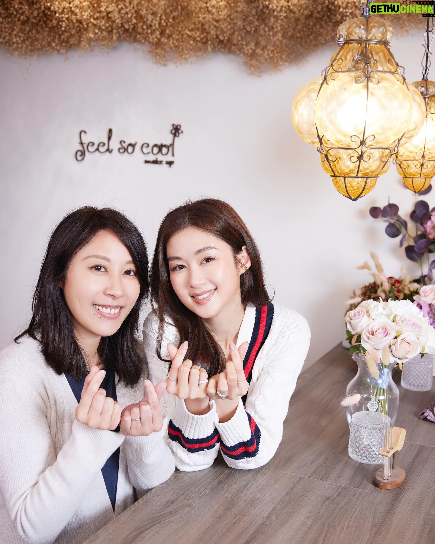 Eliza Sam Instagram - When it comes to doing my makeup, I really feel that the shape of the brows really sets the tone and mood for the look. I like my brows to be full, refined, but also soft🪶 for a feminine look🌸. That’s why I “趁新年前”🙌🏻went to @feelsocoolmakeup to do「霧眉」! Coco先為我度身設計適合我嘅眉形,the過程無痛👍🏻,最重要是效果非常自然(which is super important to me🙌🏻)。個眉形修得好靚,而家就算素顏都一樣精精神神 😍 so I’m super滿意, thank u so much♥️! #飄眉 #霧眉 #飄加霧眉 #香港整眉 #半永久化妝 #自然眉 #好自然 #feelsocool