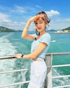 Eliza Sam Instagram - Posting this before it rains, because Cheung Chau is definitely good weather vibes😝🩵💚💙