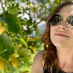 Eliza Taylor Instagram - head in the 🍋🌳