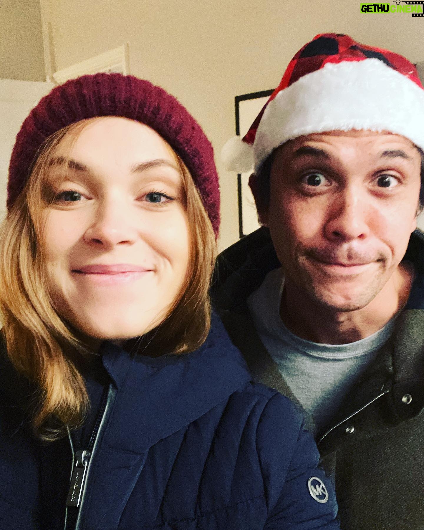 Eliza Taylor - 679.5K Likes - Three years ago today we stood atop a big green mountain and said “I do” to a life of loving one another. So much has happened in those three years. Fires burnt through our homeland, a pandemic shut down the world, and we had a beautiful baby boy. Through it all, our love has only grown stronger. You are a wonderful father and a spectacular husband. Henry and I are so lucky. We love you!! Happy anniversary x