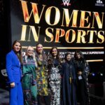 Elizabeth Chihaia Instagram - : لقطات من مشاركة نجمات WWE تشيلسي جرين وليف مورجان وسكارليت في ندوة بعنوان "النساء في الرياضة" أُقيمت في WWE Experience بالرياض 🇸🇦 #WWEExperience #WWEKingAndQueen