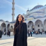 Elizabeth Chihaia Instagram – In the moment ✨🕌🇹🇷