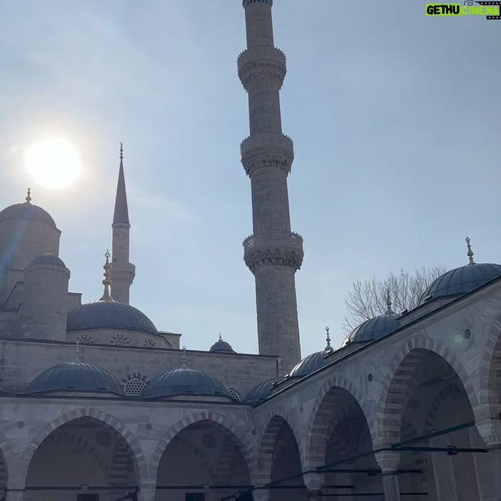 Elizabeth Chihaia Instagram - In the moment ✨🕌🇹🇷