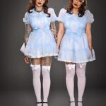 Elizabeth Chihaia Instagram – All work and no play makes Jack a dull boy! 👯‍♀️ #gradytwins #theshining #shiningtwins #halloweencostume #halloweenhavoc @wwe MUAH:💋 @lizsantanabeauty